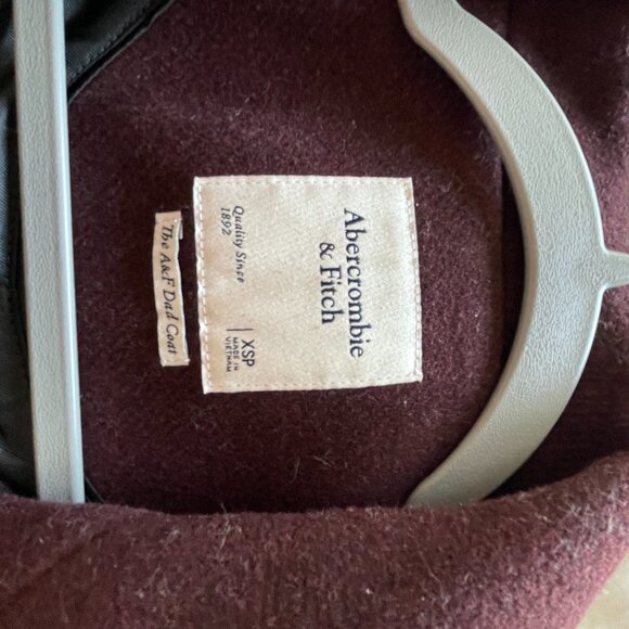 Abercrombie Women's Wool-Blend Dad Coat in XS Petite - Dark Burgundy - Picture 4 of 5